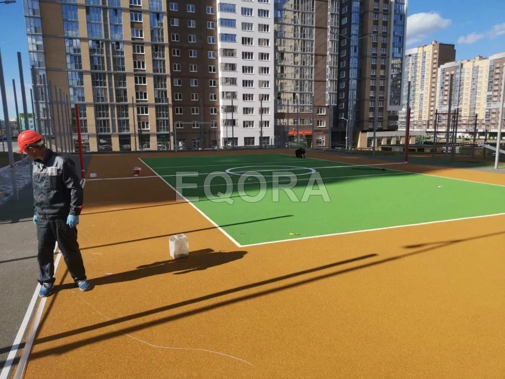 Из чего состоит бесшовное резиновое покрытие в Бердюжье?